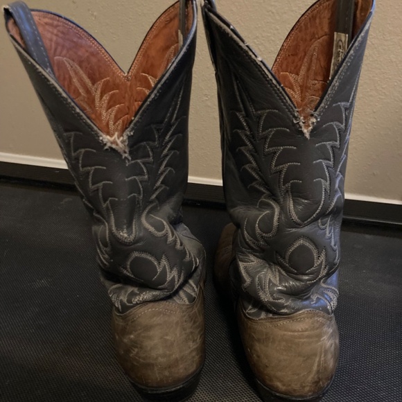 Men\'s boots size 11D main image 5